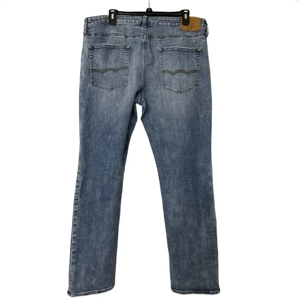 AMERICAN EAGLE Extreme Flex 4 Slim Straight Distressed Light Wash Jeans 36x34